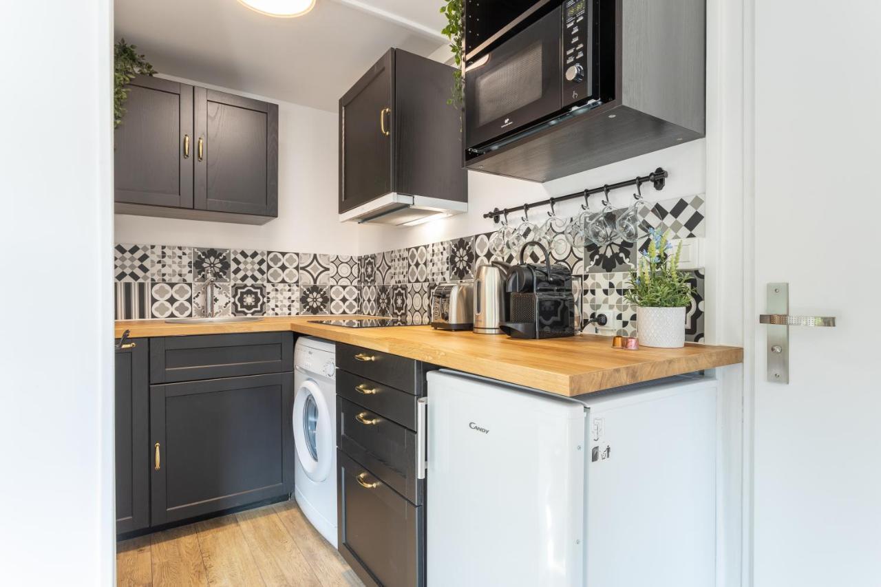 Le Grand Parilly Apartment บรง ภายนอก รูปภาพ