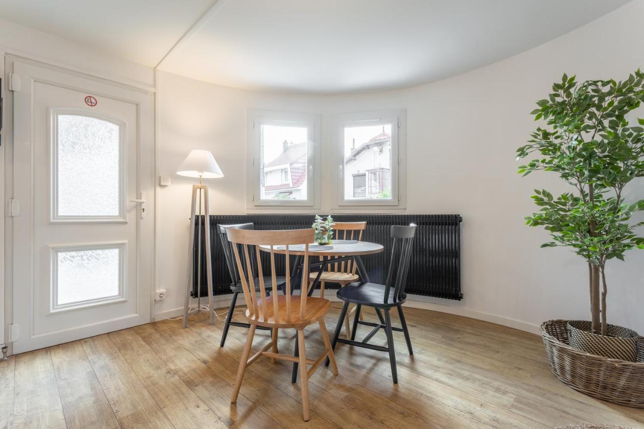 Le Grand Parilly Apartment บรง ภายนอก รูปภาพ