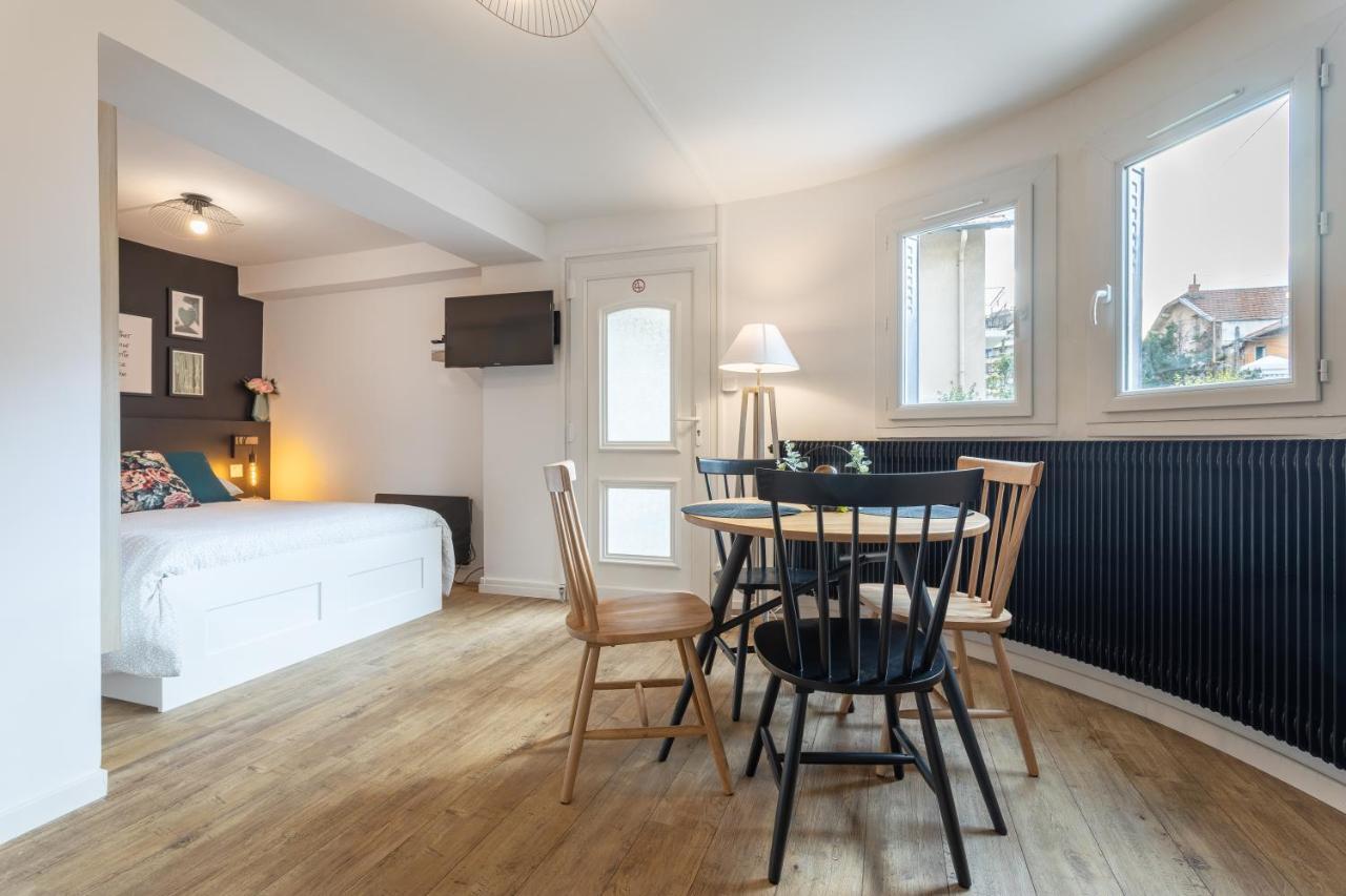 Le Grand Parilly Apartment บรง ภายนอก รูปภาพ